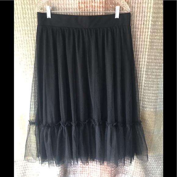 torrid Dresses & Skirts - Torrid Black Net Lined Skirt NWOT H